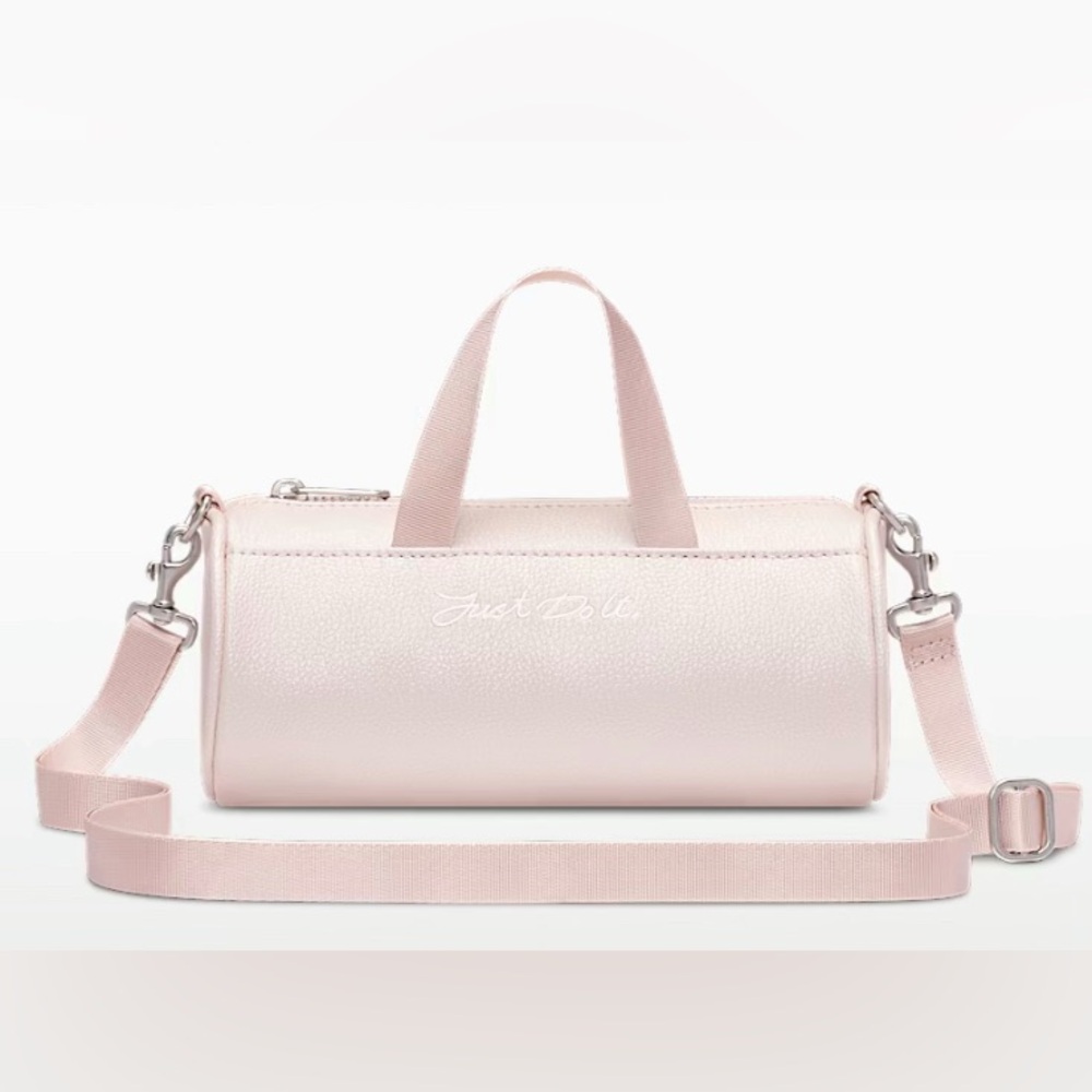 Women’s Nike Clash Mini barrel bag - Picture 3 of 9